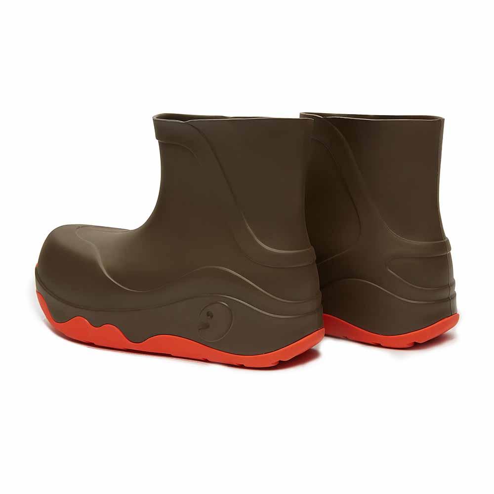 chocolate Navarra boots Women