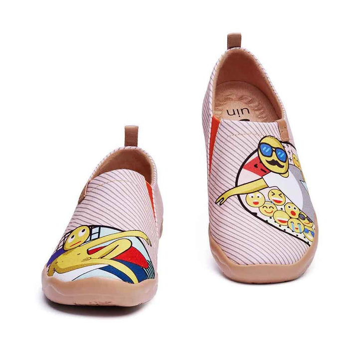 UIN Footwear Women Don't Leave Me Women Canvas loafers