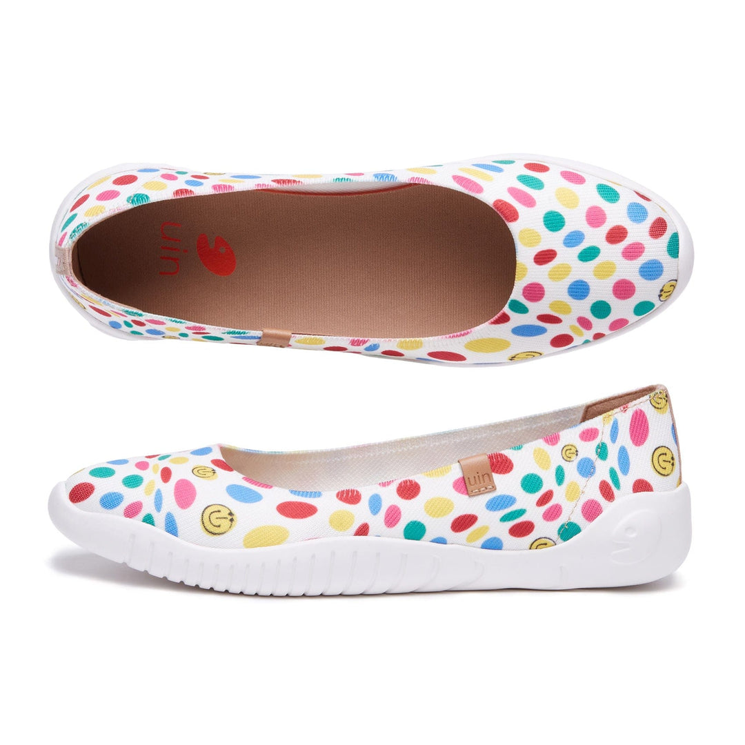 UIN Footwear Women Dotted Joy 3 Minorca III Women Canvas loafers