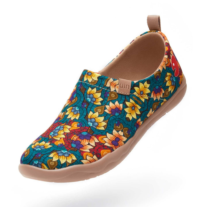 UIN Footwear Women Mirror Flower Toledo I Women Canvas loafers