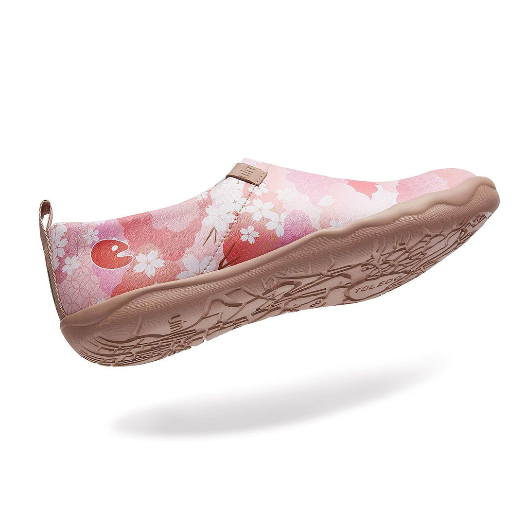 UIN Footwear Women Pink Spring Canvas loafers