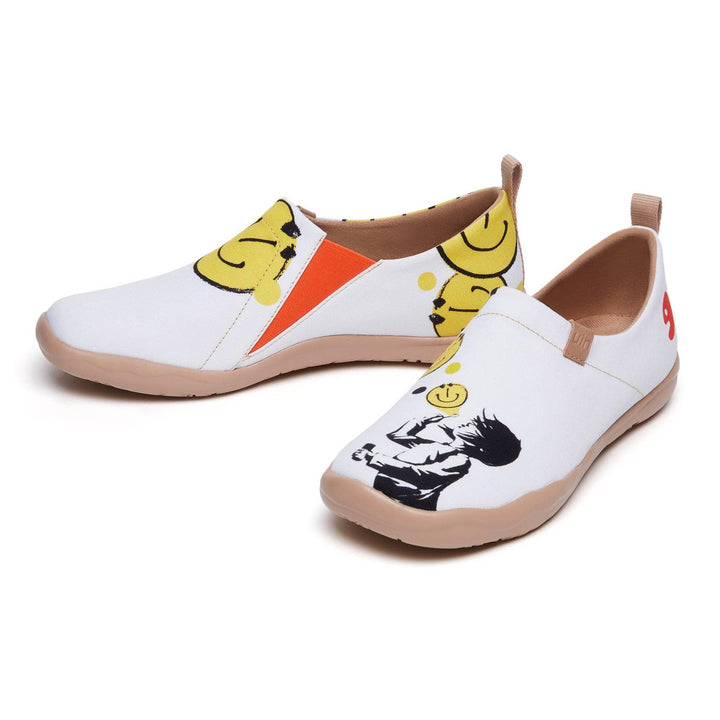 UIN Footwear Women Popping Happiness Toledo I Women Canvas loafers