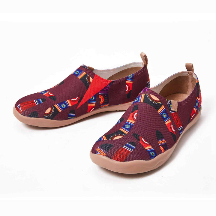 UIN Footwear Women (Pre-sale) Boomerang Women Canvas loafers