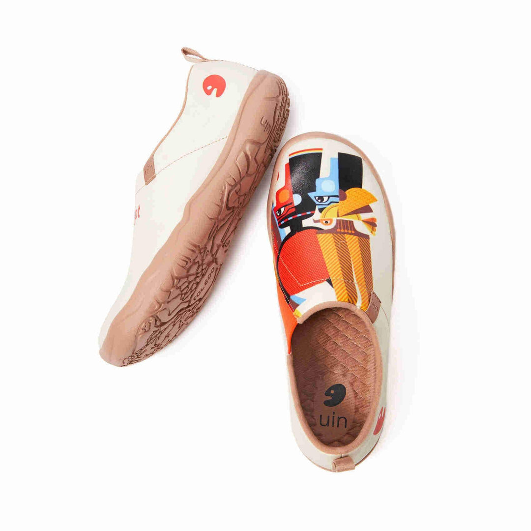 UIN Footwear Women (Pre-sale) The Pharaoh¡¯s Family Canvas loafers