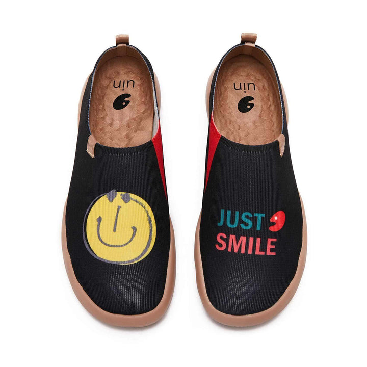 UIN Footwear Women Smiley Knitted Women Canvas loafers