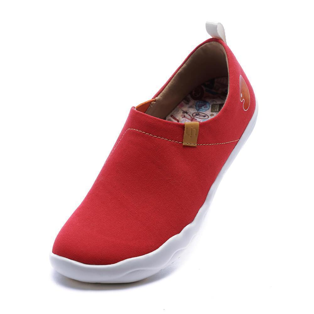 UIN Footwear Women Toledo Red Canvas loafers