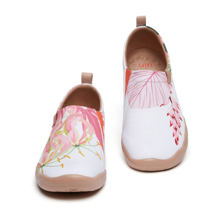 UIN Footwear Women Tropical Blossom Toledo I Women Canvas loafers